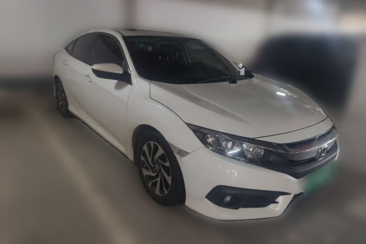 Used Honda Civic 2016 220TURBO CVT Luxury Edition Front Right 45 Deg