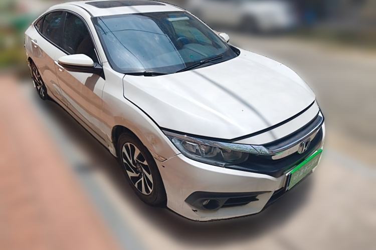 Used Honda Civic 2016 220TURBO CVT Luxury Edition Front Right 45 Deg