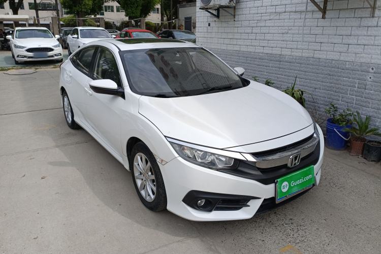 Used Honda Civic 2016 180TURBO CVT Comfort Version Front Right 45 Deg