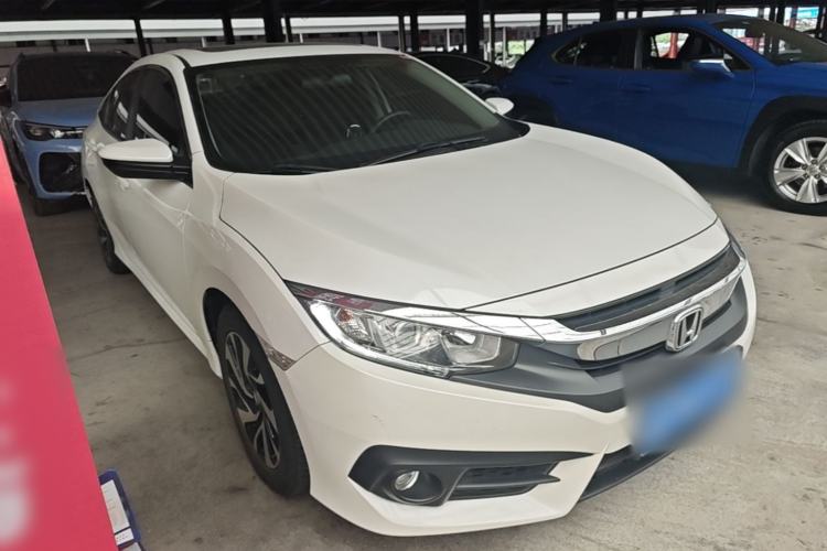Used Honda Civic 2016 220TURBO Manual Luxury Edition Front Right 45 Deg
