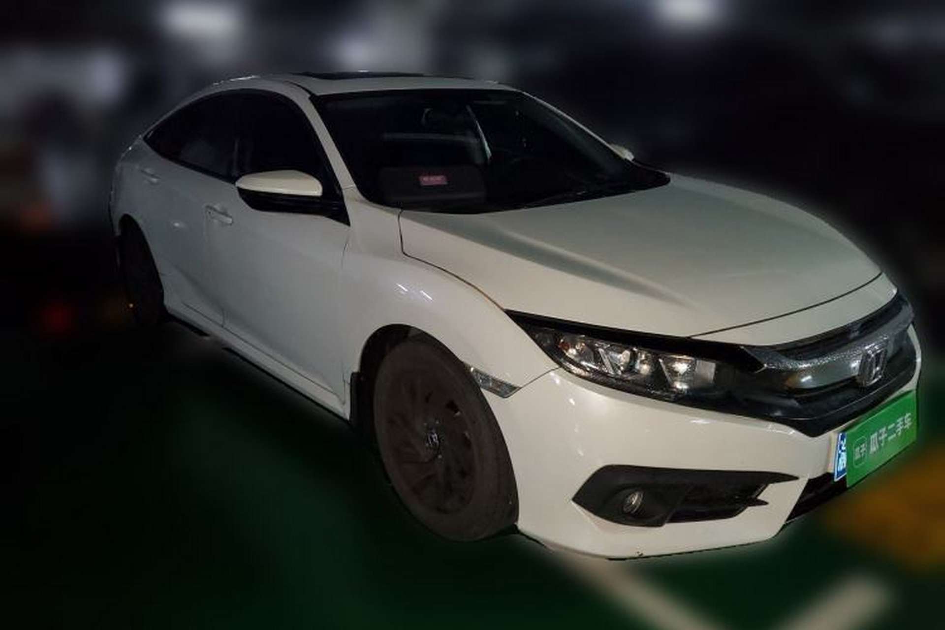 Used Honda Civic 2016 220TURBO Manual Luxury Edition Front Right 45 Deg