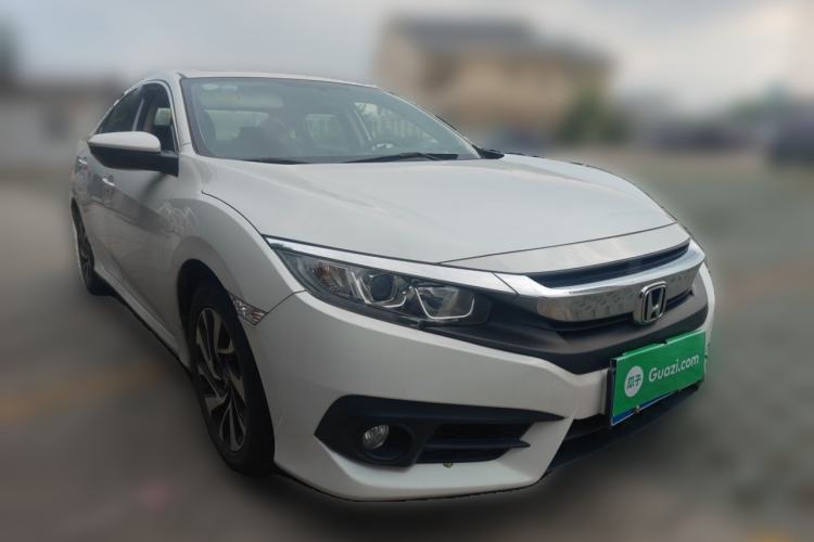 Used Honda Civic 2016 220TURBO Manual Luxury Edition Front Right 45 Deg
