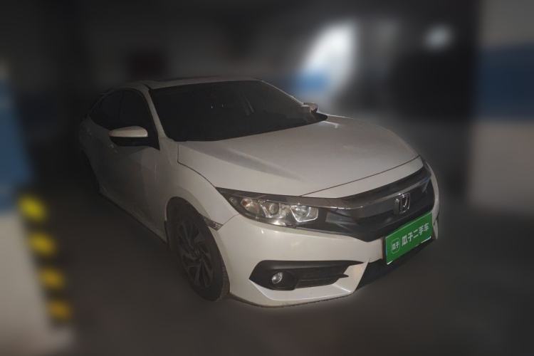 Used Honda Civic 2016 220TURBO CVT Luxury Edition Front Right 45 Deg