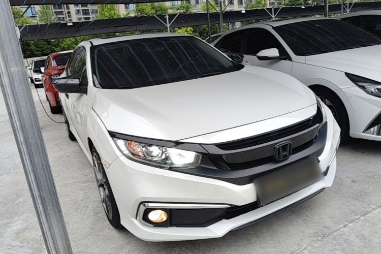 Used Honda Civic 2016 220TURBO CVT Prestige Edition Front Right 45 Deg