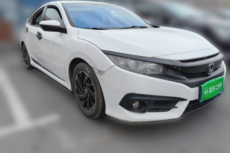 Used Honda Civic 2016 220TURBO CVT Luxury Edition Front Right 45 Deg