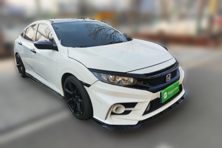 Used Honda Civic 2016 220TURBO CVT Luxury Edition Front Right 45 Deg