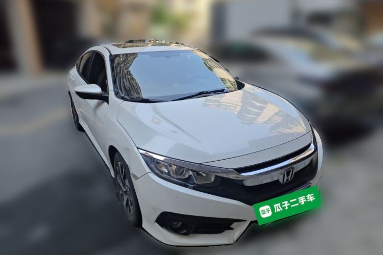 Used Honda Civic 2016 220TURBO CVT Luxury Edition Front Right 45 Deg
