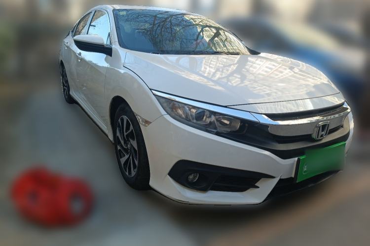 Used Honda Civic 2016 220TURBO CVT Luxury Edition Front Right 45 Deg