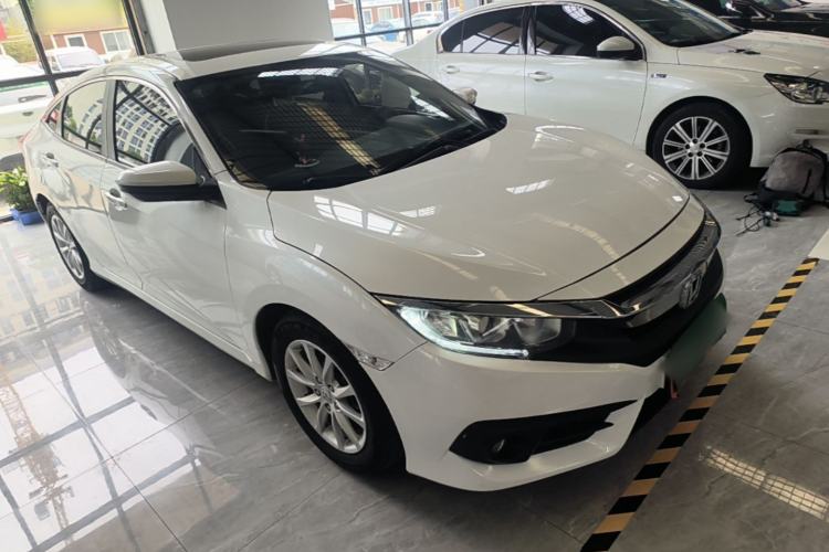 Used Honda Civic 2016 180TURBO CVT Comfort Version Front Right 45 Deg