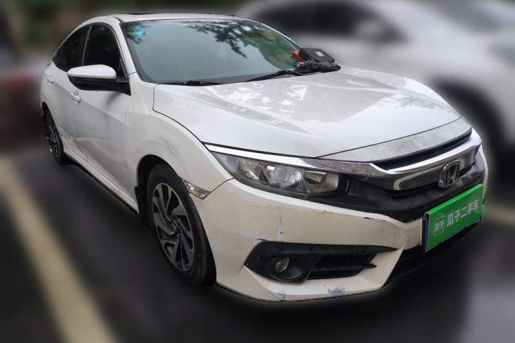 Used Honda Civic 2016 220TURBO CVT Luxury Edition Front Right 45 Deg