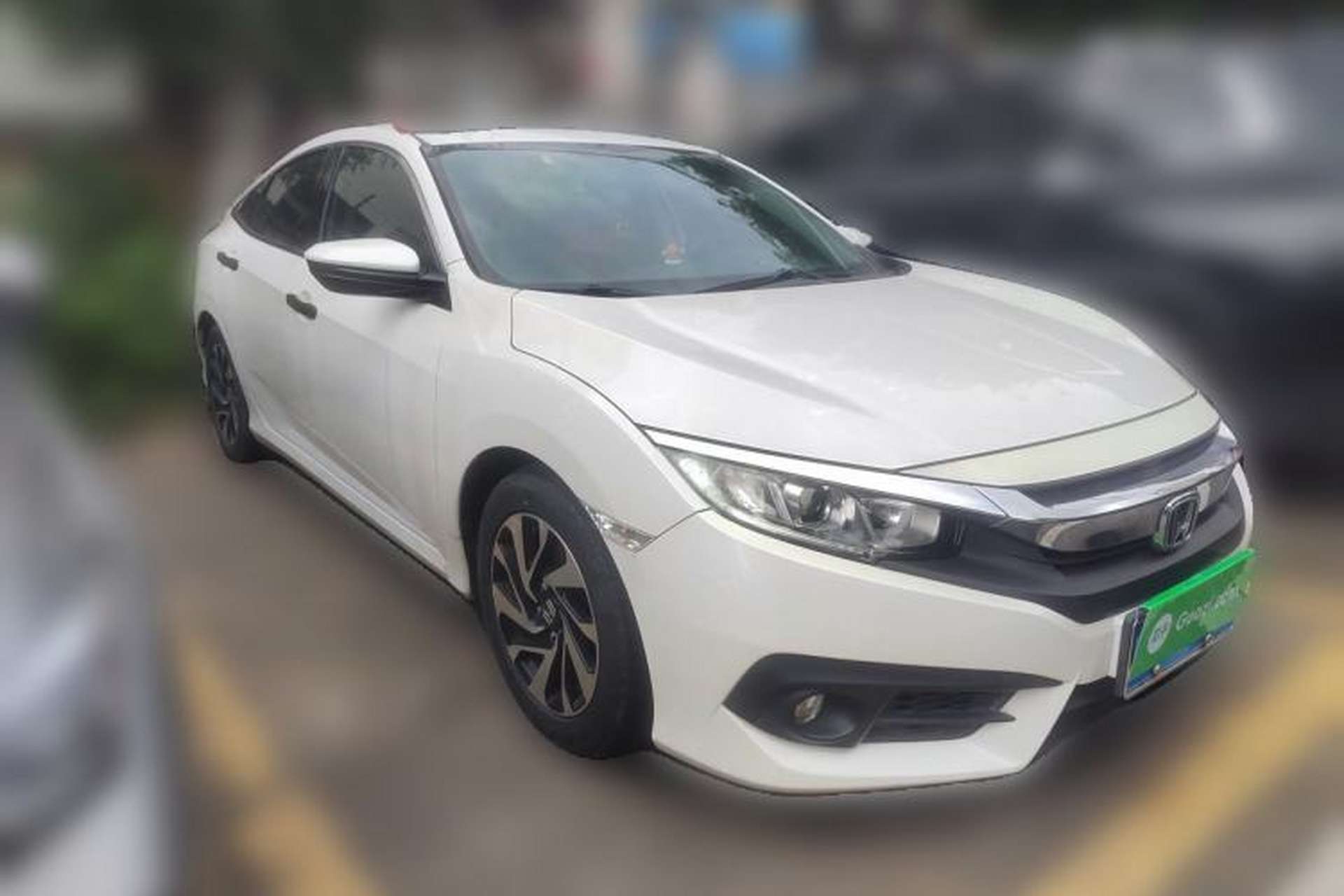 Used Honda Civic 2016 220TURBO CVT Luxury Edition Front Right 45 Deg