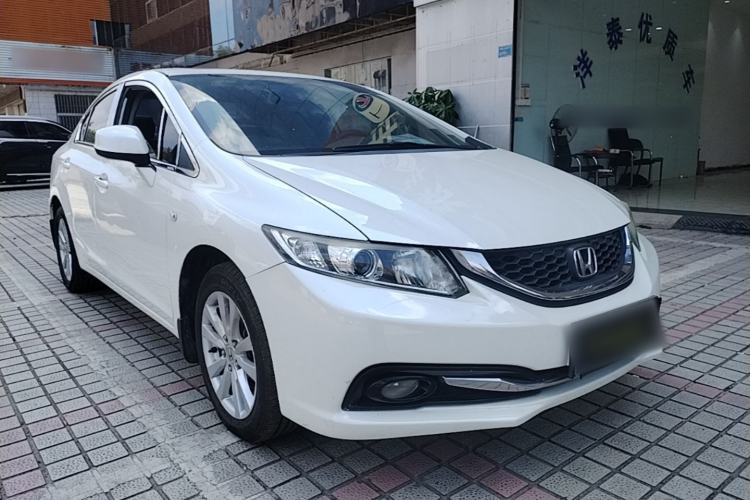 Used Honda Civic 2016 1.8L Automatic Comfort Version Front Right 45 Deg