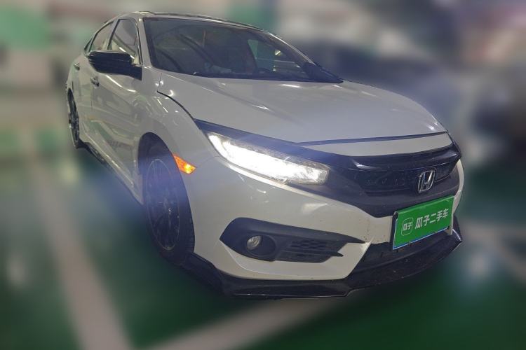 Used Honda Civic 2016 220TURBO CVT Prestige Edition Front Right 45 Deg
