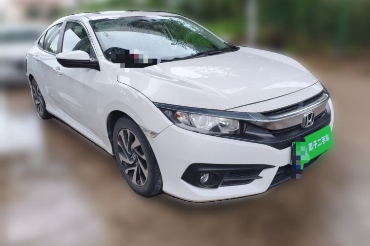 Used Honda Civic 2016 220TURBO CVT Luxury Edition Front Right 45 Deg