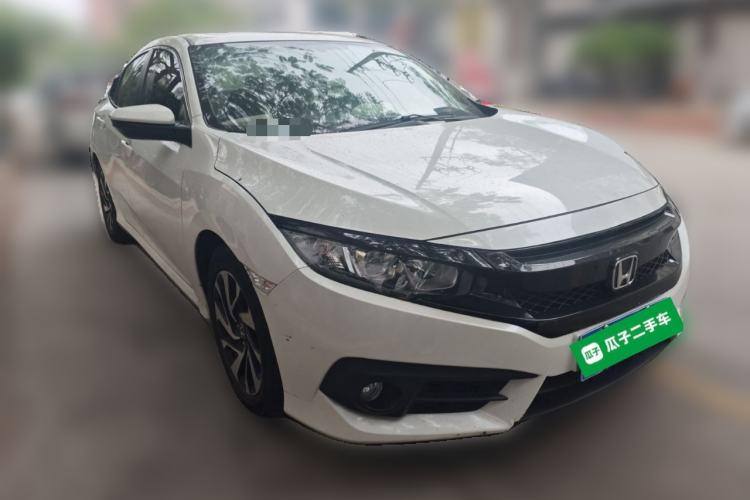 Used Honda Civic 2016 220TURBO CVT Luxury Edition Front Right 45 Deg