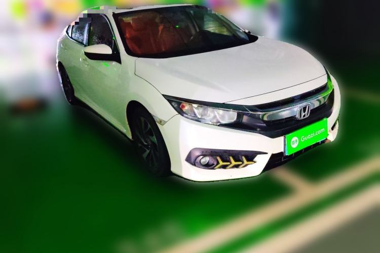 Used Honda Civic 2016 220TURBO Manual Luxury Edition Front Right 45 Deg