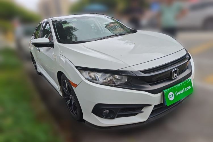 Used Honda Civic 2016 220TURBO CVT Luxury Edition Front Right 45 Deg