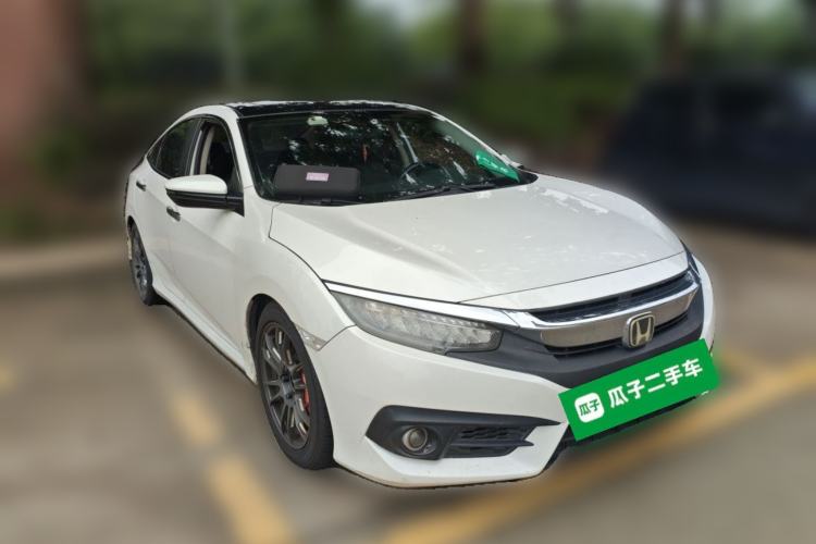 Used Honda Civic 2016 220TURBO CVT Prestige Edition Front Right 45 Deg