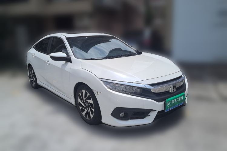 Used Honda Civic 2016 220TURBO CVT Luxury Edition Front Right 45 Deg