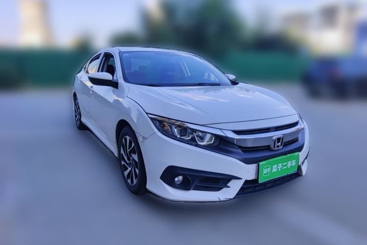 Used Honda Civic 2016 220TURBO Manual Luxury Edition Front Right 45 Deg