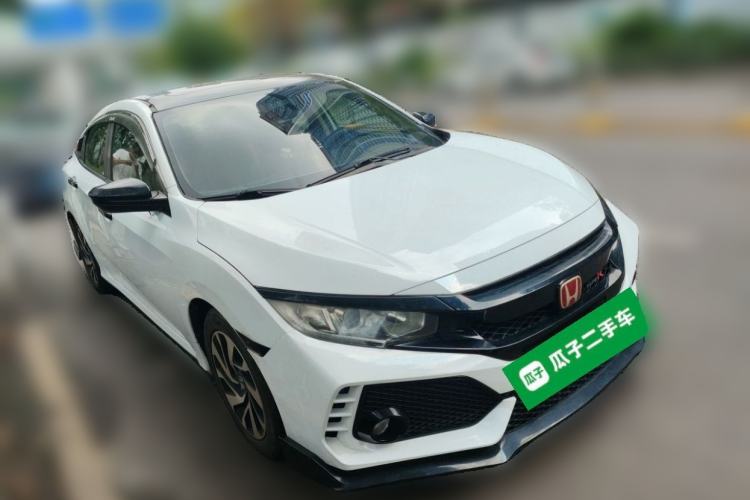 Used Honda Civic 2016 220TURBO CVT Luxury Edition Front Right 45 Deg