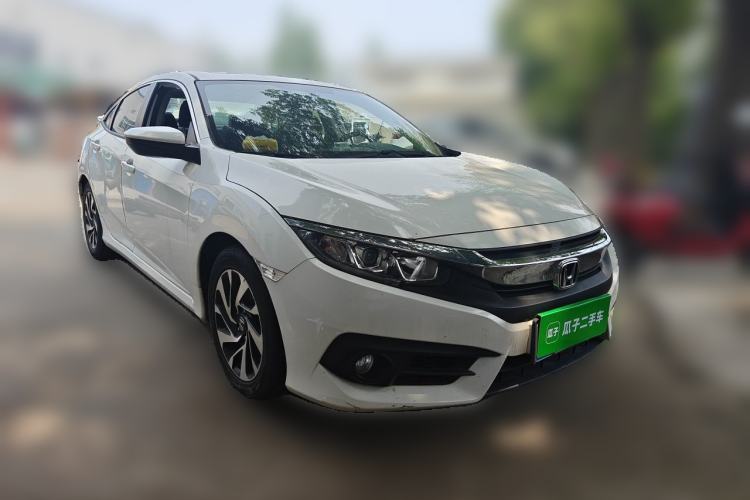 Used Honda Civic 2016 220TURBO Manual Luxury Edition Front Right 45 Deg