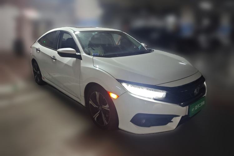 Used Honda Civic 2016 220TURBO CVT Prestige Edition Front Right 45 Deg