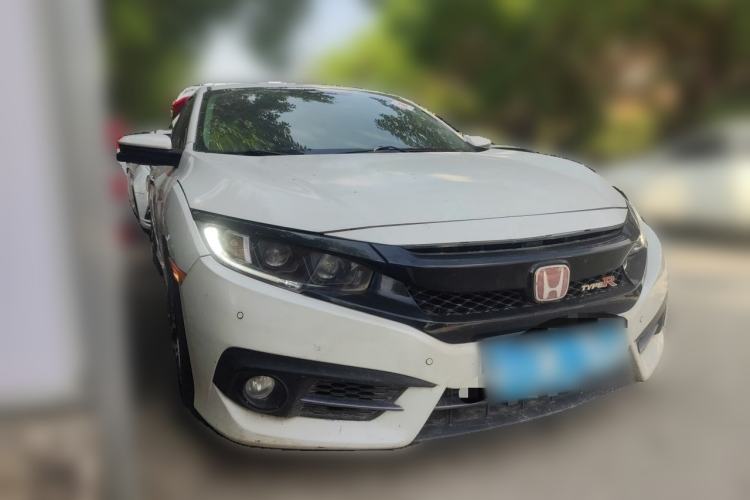 Used Honda Civic 2016 220TURBO CVT Luxury Edition Front Right 45 Deg