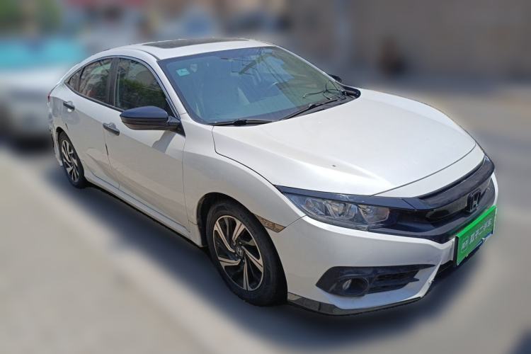 Used Honda Civic 2016 220TURBO CVT Luxury Edition Front Right 45 Deg