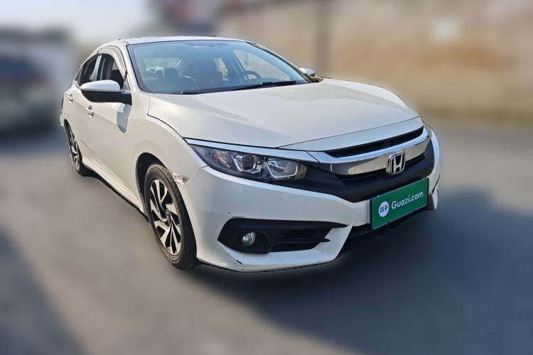 Used Honda Civic 2016 220TURBO Manual Luxury Edition Front Right 45 Deg