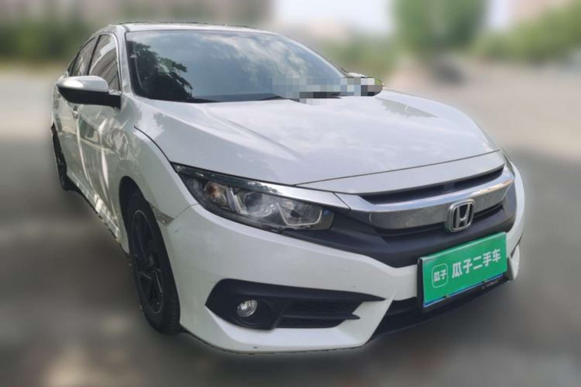 Used Honda Civic 2016 220TURBO CVT Luxury Edition Front Right 45 Deg