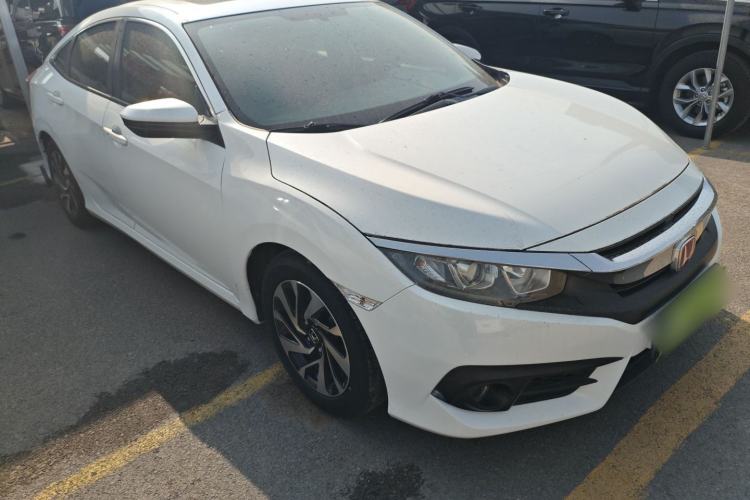 Used Honda Civic 2016 220TURBO Manual Luxury Edition Front Right 45 Deg