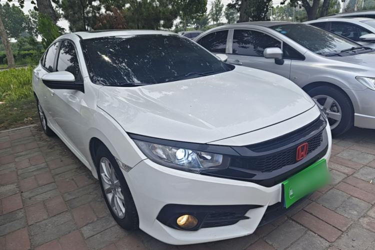 Used Honda Civic 2016 180TURBO CVT Comfort Version Front Right 45 Deg