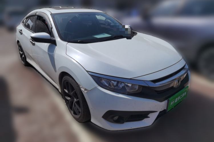 Used Honda Civic 2016 220TURBO CVT Luxury Edition Front Right 45 Deg