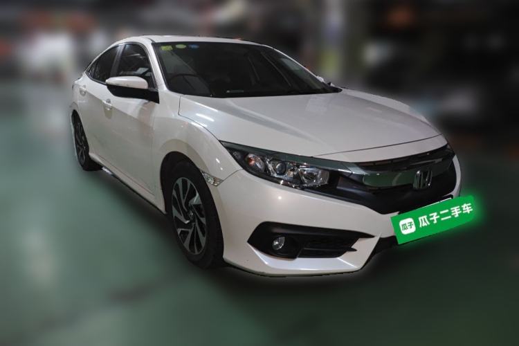 Used Honda Civic 2016 220TURBO CVT Luxury Edition Front Right 45 Deg