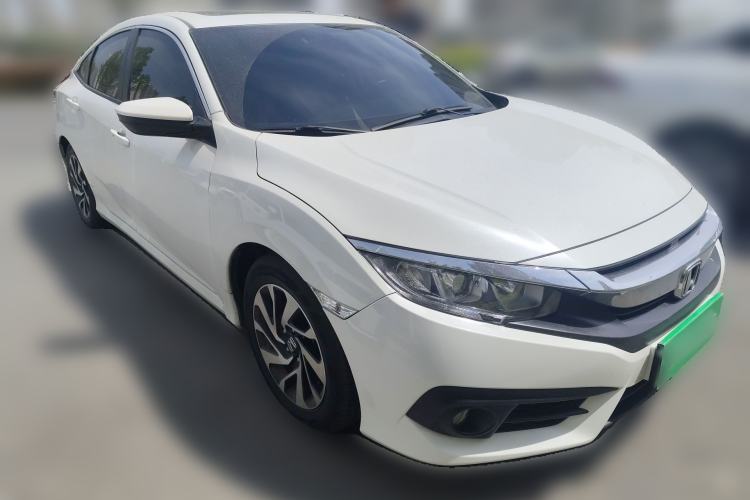 Used Honda Civic 2016 220TURBO CVT Luxury Edition Front Right 45 Deg