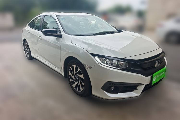Used Honda Civic 2016 220TURBO CVT Luxury Edition Front Right 45 Deg