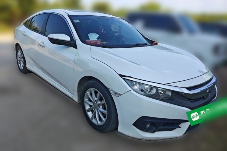 Used Honda Civic 2016 180TURBO CVT Comfort Version Front Right 45 Deg