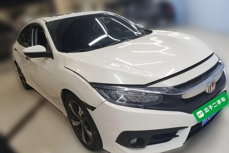 Used Honda Civic 2016 220TURBO CVT Prestige Edition Front Right 45 Deg