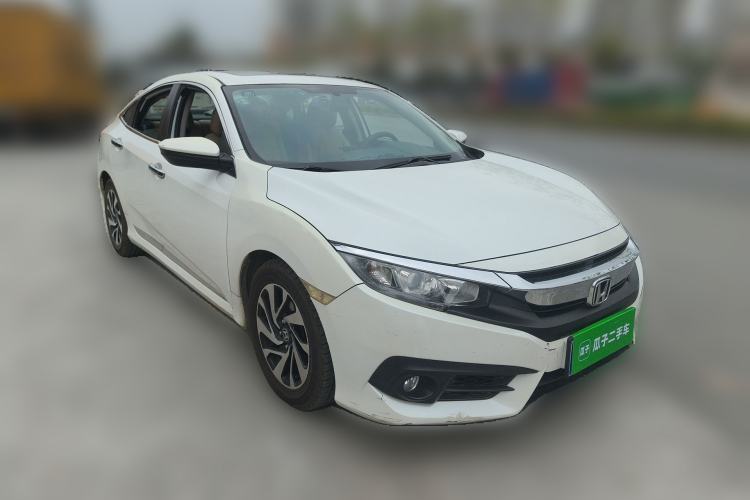 Used Honda Civic 2016 220TURBO CVT Luxury Edition Front Right 45 Deg