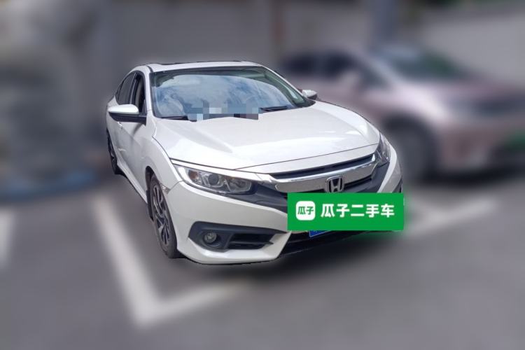 Used Honda Civic 2016 220TURBO CVT Luxury Edition Front Right 45 Deg