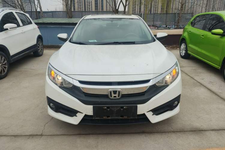 Used Honda Civic 2016 220TURBO Manual Luxury Edition Front