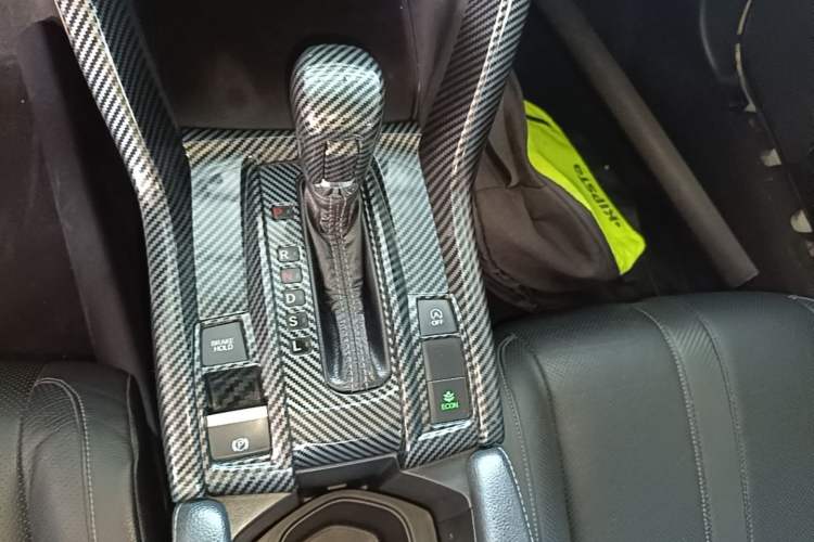 Used Honda Civic 2016 220TURBO CVT Prestige Edition Gear Lever