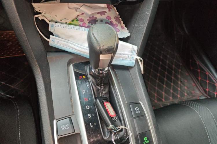 Used Honda Civic 2016 220TURBO CVT Luxury Edition Gear Lever
