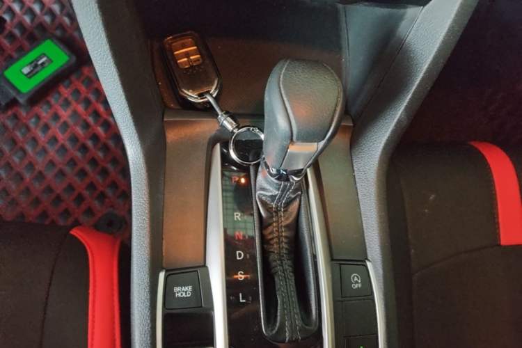 Used Honda Civic 2016 220TURBO CVT Luxury Edition Gear Lever