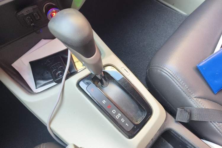 Used Honda Civic 2016 1.8L Automatic Comfort Version Gear Lever
