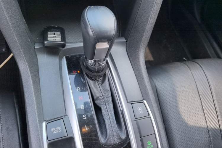Used Honda Civic 2016 220TURBO CVT Prestige Edition Gear Lever