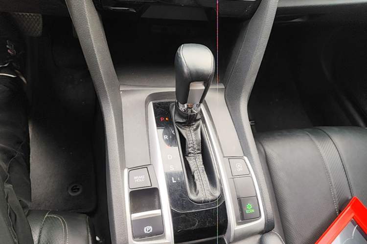 Used Honda Civic 2016 220TURBO CVT Prestige Edition Gear Lever