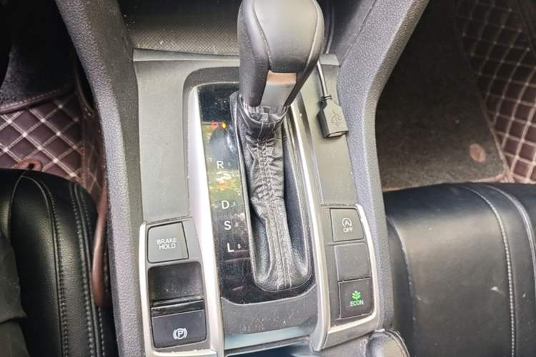 Used Honda Civic 2016 180TURBO CVT Comfort Version Gear Lever