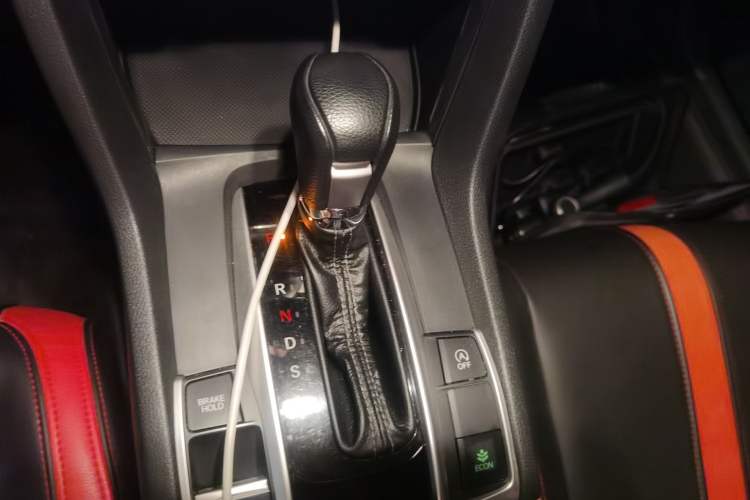 Used Honda Civic 2016 220TURBO CVT Luxury Edition Gear Lever